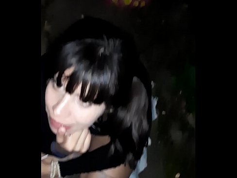 ❤️ Na ulici zduřelý penis výměnou za bonbóny ❤️❌ Porno u nás ﹏
